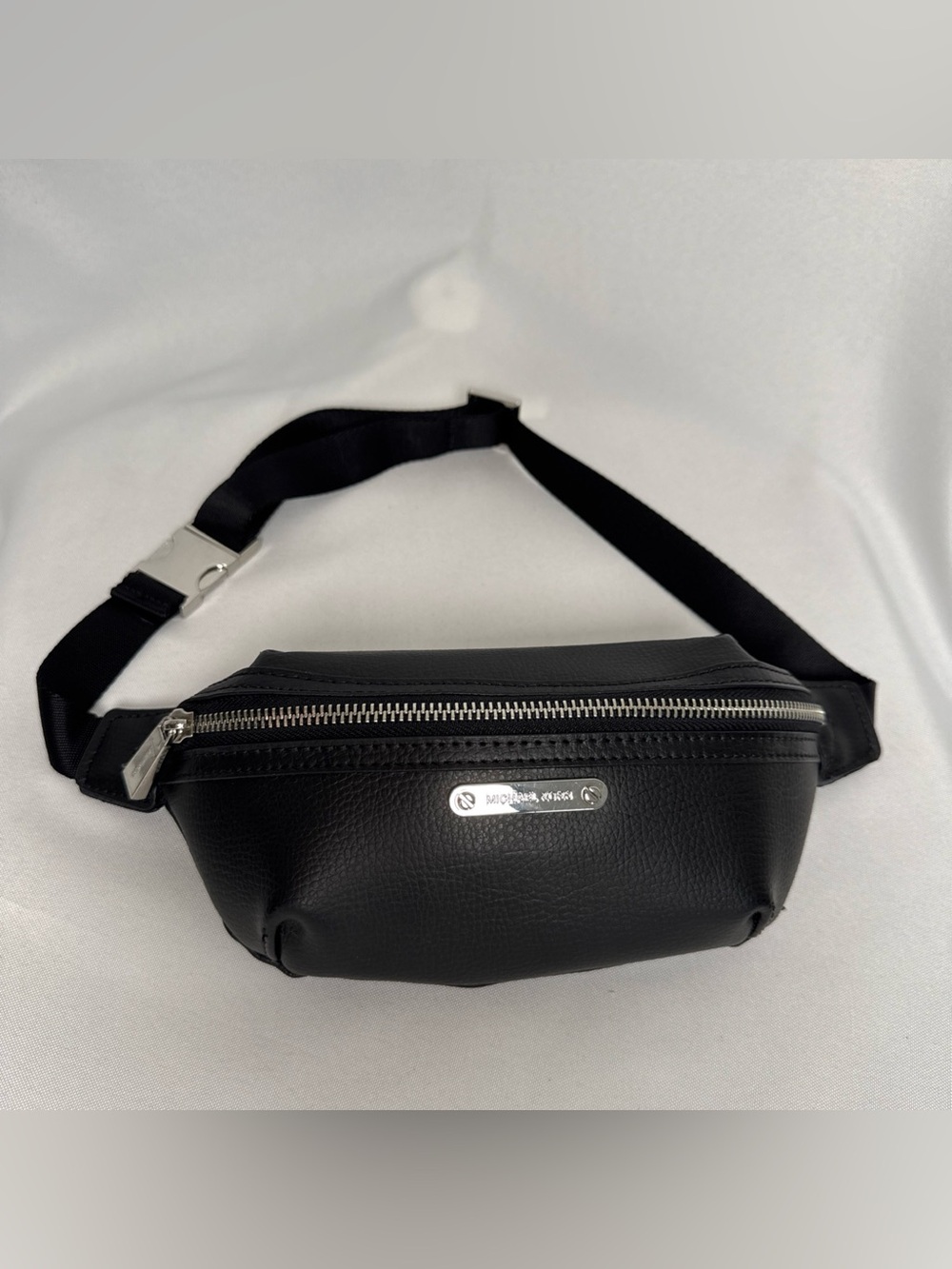Michael Kors Faux Leather Belt Bag & Fanny Pack Zip Black Silver Hardware
